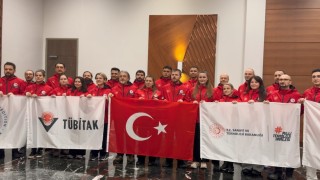 Bakan Kacır: 17 bilim insanı Antarktikada özellikle iklim değişikliğine yönelik nitelikli araştırmalar gerçekleştirecekler