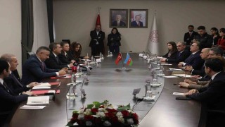Bakan Tekin: Türkiye ile Azerbaycan arasında çok yakın bir dostluk ilişkisi var