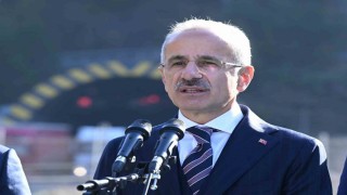 Bakan Uraloğlu: Aksaray-Ortaköy-6. Bölge Hududu yolunun en önemli etaplarından biri olan Ortaköy Çevre Yolunu tamamladık, yarın hizmete açılıyor
