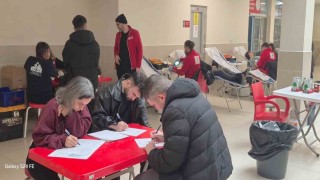 Bartında 2 günde 52 ünite kan bağışı yapıldı
