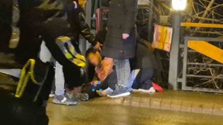Bartında akrabalar arasında bıçaklı kavga: 2 yaralı