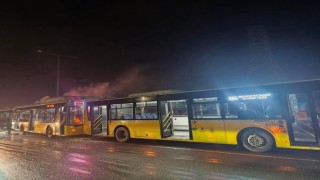 Başakşehirde 3 İETT otobüsü kazaya karıştı: Yaralılar var