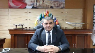 Başhekim Prof. Dr. Artaş, Hastanemiz bölge illerle birlikte yaklaşık 3,5 milyon nüfusa hitap etmektedir