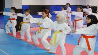 Başiskelede binlerce gence eğitim ve spor imkanı