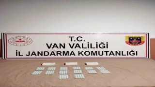 Başkalede 280 adet sentetik hap ele geçirildi