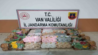 Başkalede gümrük kaçağı malzeme ele geçirildi