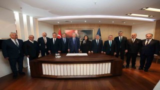 Başkan Arıkan: Cumhurbaşkanımızla bir araya gelmek büyük onur