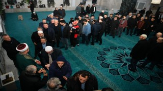 Başkan Büyükkılıç, sabah namazında vatandaşlarla buluştu