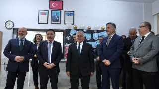 Başkan Çolakbayrakdar: Türkiyenin geleceği olan evlatlarımızın eğitimi için çalışıyoruz
