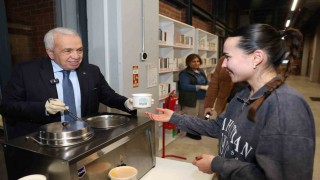 Başkan Şadi Özdemirden finaller öncesi gençlere moral ziyareti