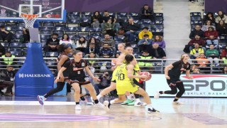 Basketbol Süper Ligi: Fenerbahçe Opet: 84 - ÇİMSA ÇBK Mersin: 66