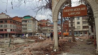 Bastoncular Çarşısı eski terminal alanına taşındı