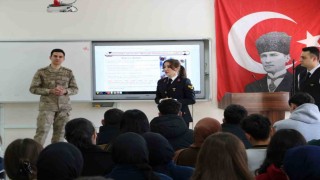 Bayburtta 3 Bin 296 lise öğrencisine JSGA tanıtıldı