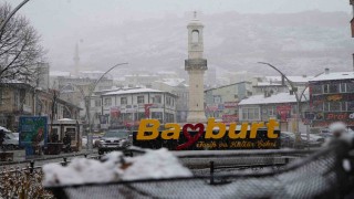 Bayburtta kar tatili bir gün daha uzatıldı