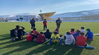 Bayburtta minik sporculara bilinçli teknoloji kullanımı anlatıldı
