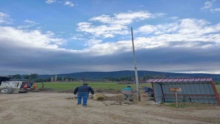 Bayrak direğinin ipini çaldılar
