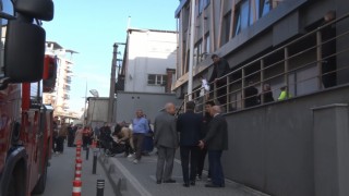 Bayrampaşa Kaymakamlığında yangın paniği: Çalışanlar tahliye edildi
