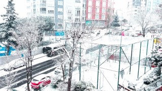 Beşiktaş karla kaplandı