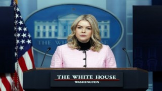 Beyaz Saray Sözcüsü Leavitt: (Rus bandıralı tanker) El konulan gemi, sahte bayrak taşıdığı için vatansız kabul edildi