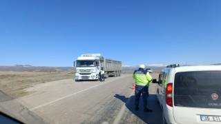 Beypazarı jandarma ekiplerinden trafik denetimi