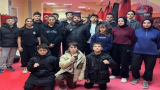 Bilecikte boks eğitimiyle gençler ringlere hazırlanıyor