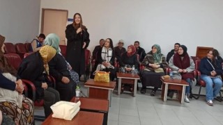 Bilecikte gençler huzurevi sakinleriyle buluştu