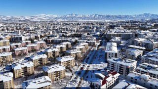 Bingölde kar sonrası güneş yüzünü gösterdi