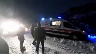 Bingölde yoğun kar yağışı sonrası ekipler seferber oldu