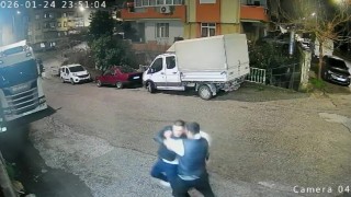Birlikte alkol alırken tartıştığı arkadaşını ayrıldıktan sonra çağırıp bıçakla ağır yaraladı