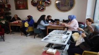 Bu kafeye erkekler giremiyor