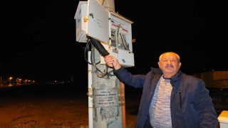 Burhaniye de açık kalan elektrik panoları tehlike saçıyor