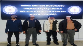 Bursada 13 düzensiz göçmen ve 4 organizatör yakalandı