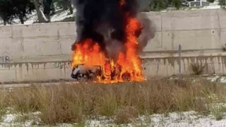 Bursada otomobil alev topuna döndü