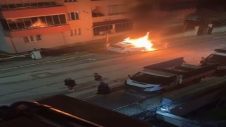 Bursada otomobiller alev topuna döndü