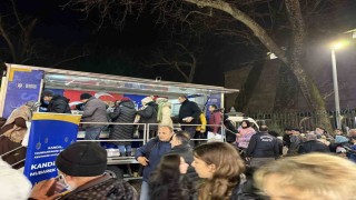 Bursalılar Miraç Kandilinde Ulu Camiye akın etti
