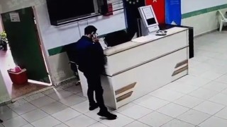 Büyükçekmecede cep telefonu hırsızı kamerada