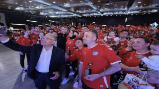 Büyükşehir, 2025 yılında 842 bin sporseveri buluşturdu: Sporun merkezi Kayseri