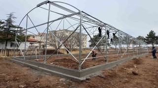 Büyükşehirden Bünyana 460 bin TLlik tarımsal hamle: akıllık sera eğitime açıldı
