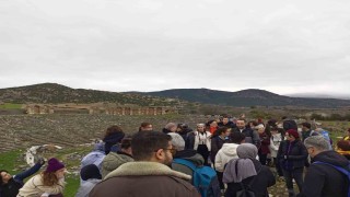 Büyükşehirin turlarıyla vatandaşlar Aydının tarihi ve doğasını keşfediyor