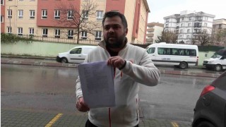 Cadde ortasında yarış yapan araç çarpıp kaçtı, mağdur 2 yıldır adalet bekliyor