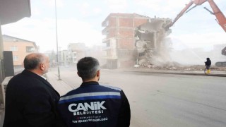 Canikte depreme dayanıksız 2 bin 864 bağımsız birime neşter