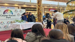 Ceylan Karavil Park AVMde Beyza Alkoç imza günü yoğun ilgi gördü