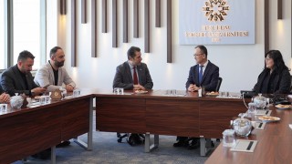 Çin Halk Cumhuriyeti Büyükelçisi Jiang Xuebinden ETÜye ziyaret