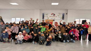 Çocuklar sağlıklı beslenmeyi tiyatroyla öğrendi
