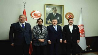 Çüngüşe yarı olimpik yüzme havuzu