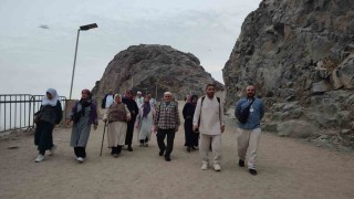 Denizlili umreciler Hira Nur Dağında manevi iklimi yaşadı