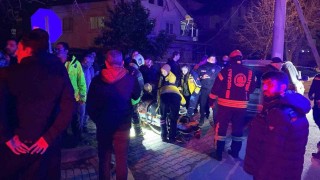 Direğine çarpan araç hurdaya döndü: 1 yaralı
