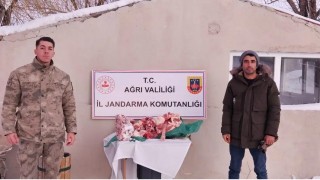 Diyadinde uygunsuz şartlarda taşınan etlere el konuldu
