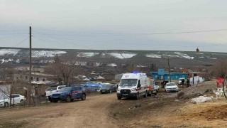 Diyarbakırda 2 çocuk annesi, sırra kadem bastı