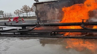 Diyarbakırda ham petrol havuzunda yangın